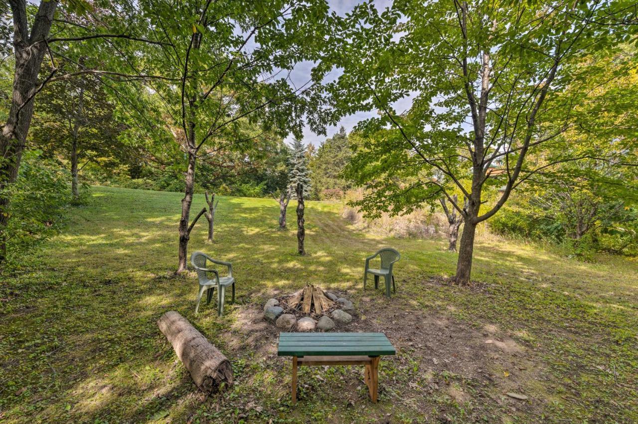 Cozy Wisconsin Studio, 11 Mi To Lake Geneva! Burlington Exterior foto
